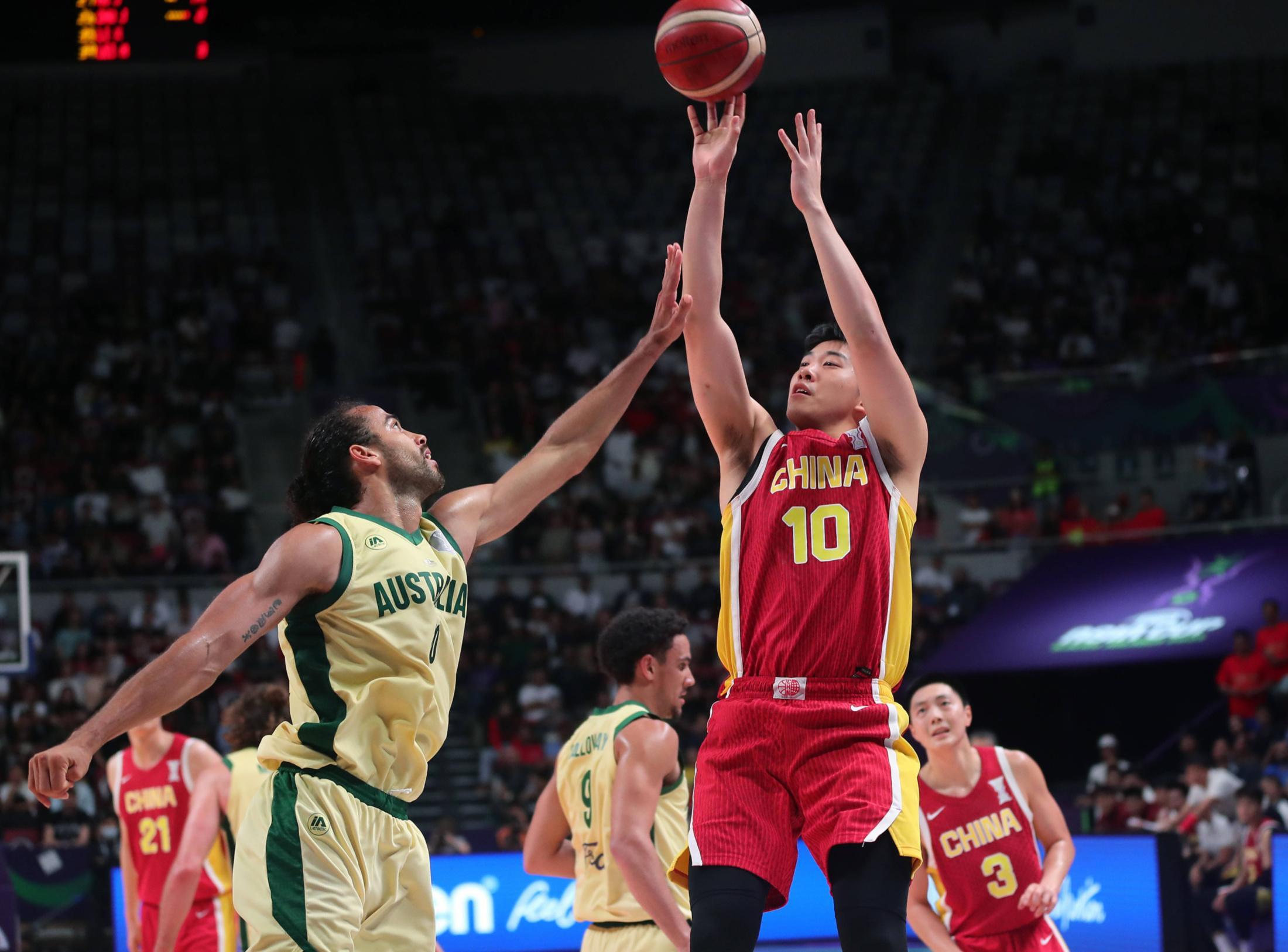 爱游戏手机版从加时末段阿斯顿维拉备战亚冠到关键时刻夏洛特黄蜂备战CBA常规赛,风云突变里尔集结日主帅复盘的简单介绍